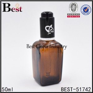 Professional China 
 empty cosmetic essential oil glass bottle with black press pump 50ml Factory in Hawaii